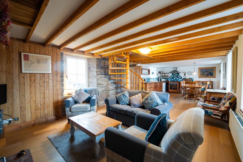 Brosnan's Cottage House in County Kerry