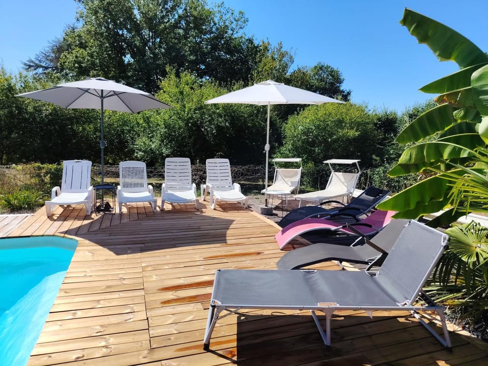 GRAND GÎTE GIRONDE 12 personnes House in Nouvelle-Aquitaine