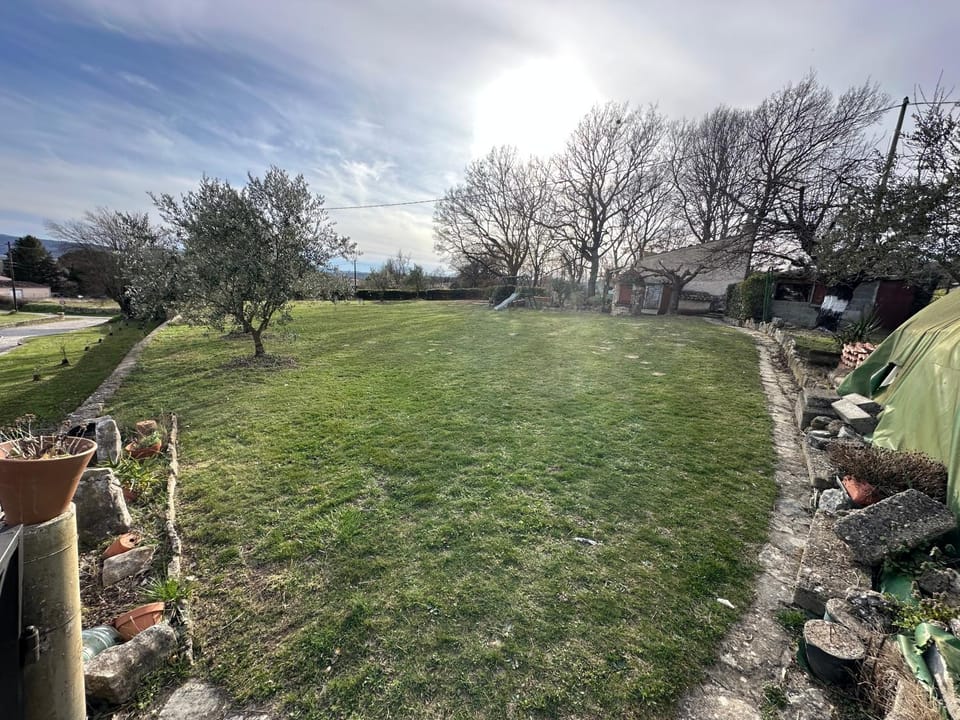 Le Cabanon House in Forcalquier