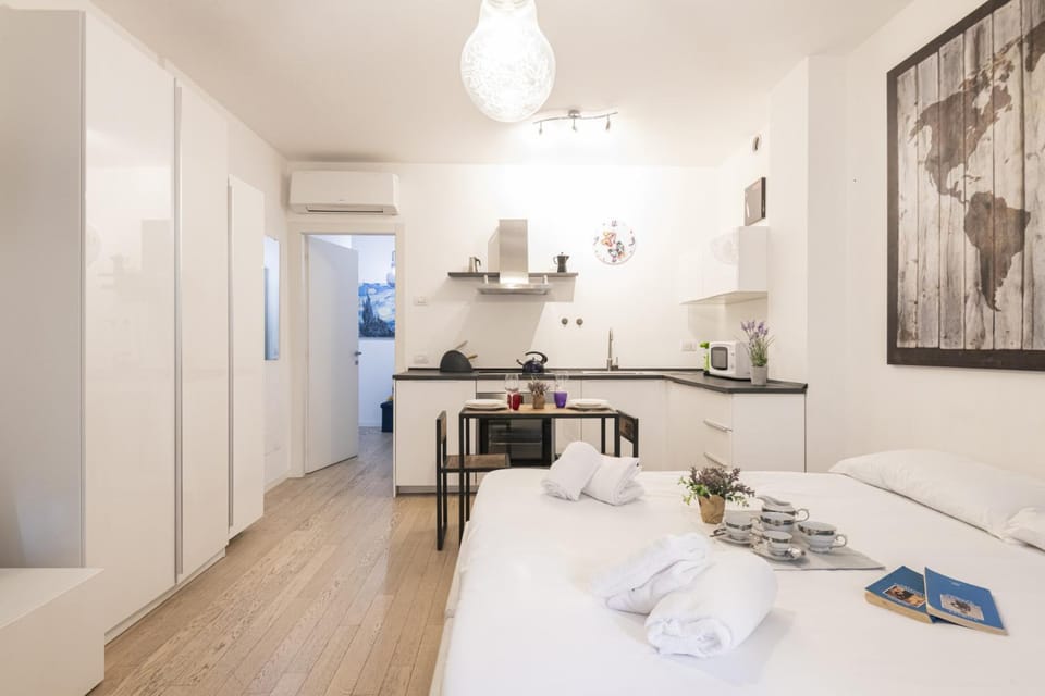 Easylife - Milano - Magolfa 1 N8 - Navigli Apartment in Milan