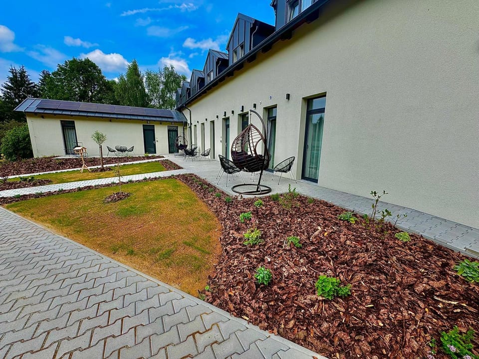 Property building, Day, Garden, Garden view