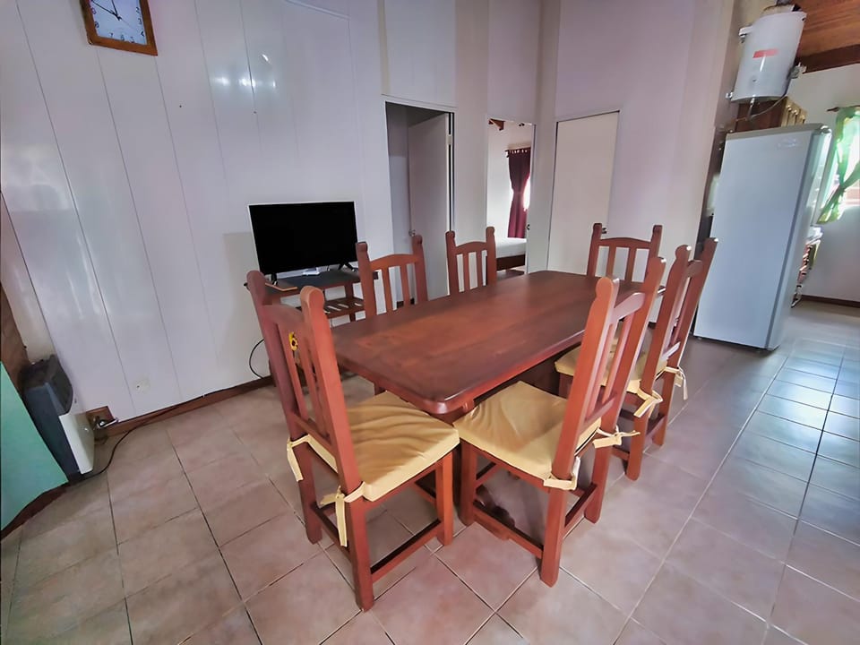 Dining area, heating
