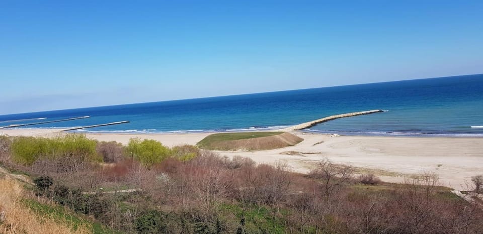 Apartament Plaja Modern Black Sea Apartment in Constanta