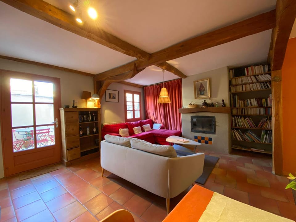 Maison familiale centre Avignon House in Avignon