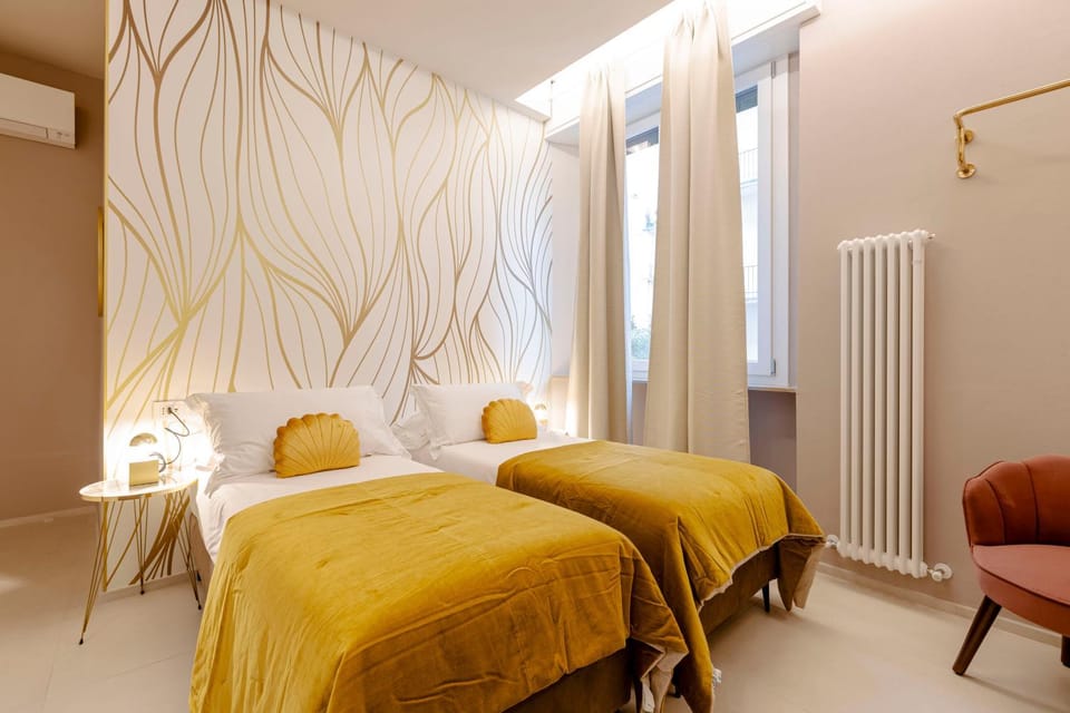 Bed, Photo of the whole room, Bedroom, internet