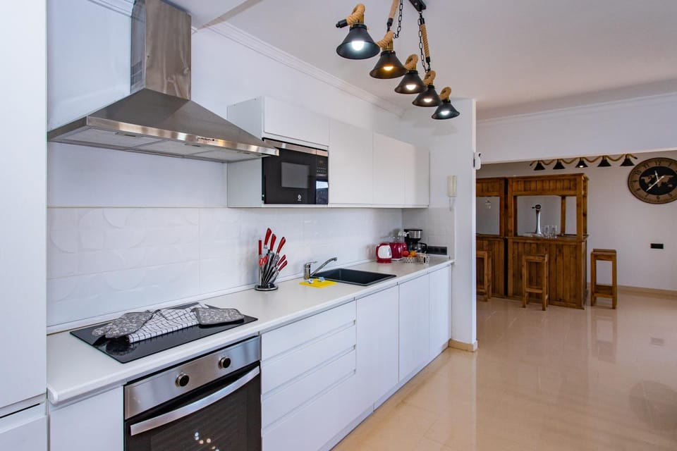Kitchen or kitchenette, Kitchen or kitchenette, dishwasher, minibar, oven, pet friendly, stove
