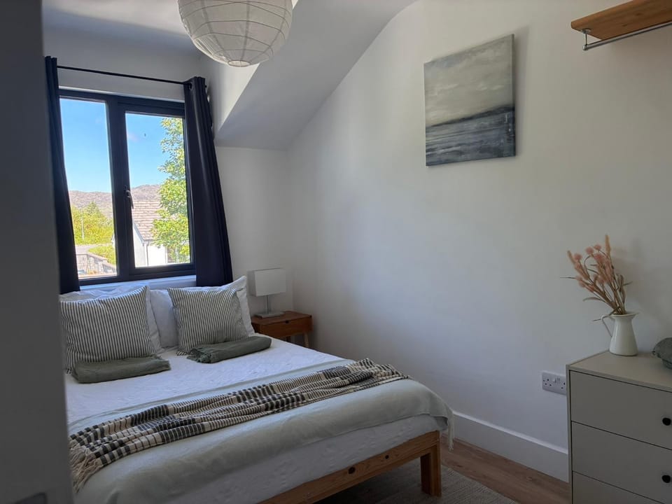 Luxury 3 Bed Townhouse Letterfrack Village Connemara National Park House in Letterfrack