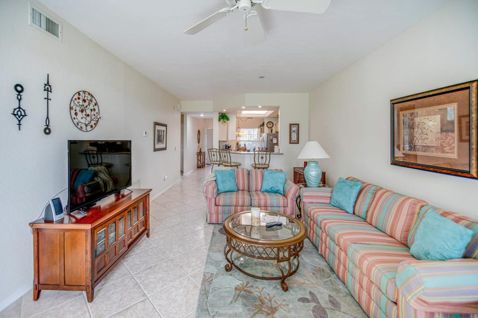 Bonita Springs Condo w/ Community Pool Access! House in North Naples