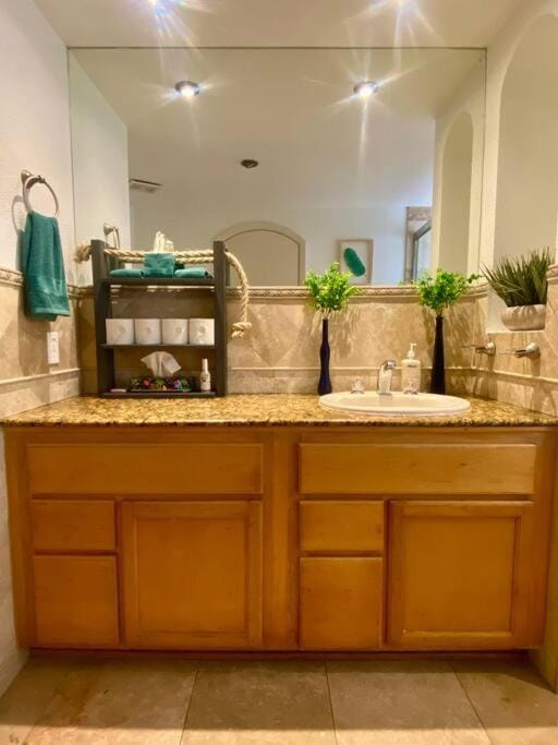 Rosarito Love “La Jolla” Hot Tub and Pool Apartment in Rosarito