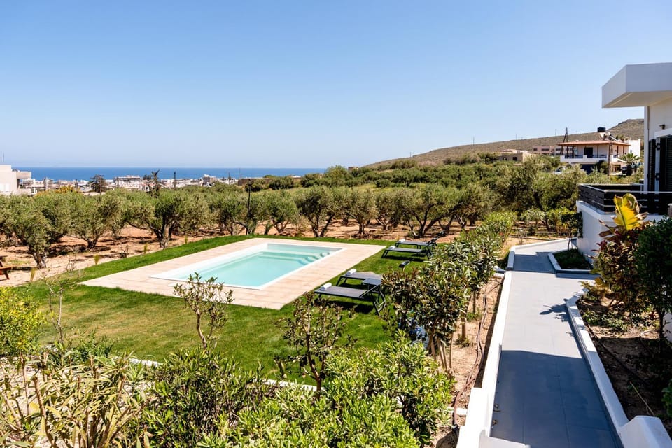 Natural landscape, Garden, Garden view, Pool view, Sea view, Swimming pool, sunbed
