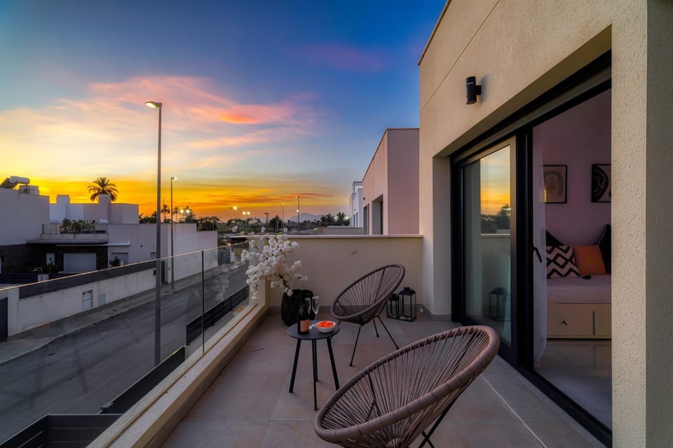 View (from property/room), Balcony/Terrace, Sunset