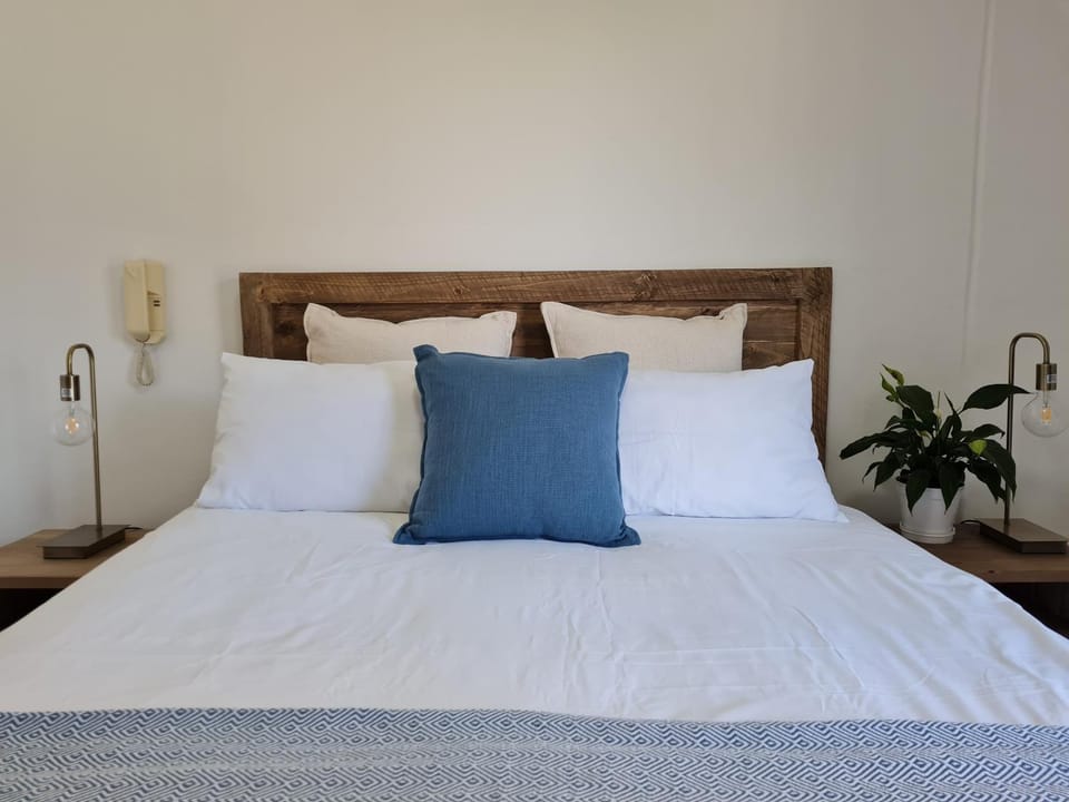 Beautiful 2 bed 2 bath apartment @ Westpoint in Sandton Apartment in Sandton