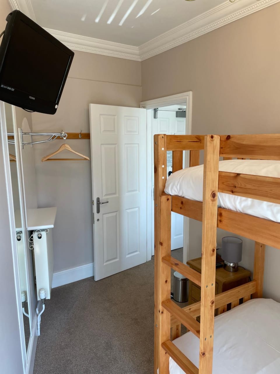 TV and multimedia, bunk bed