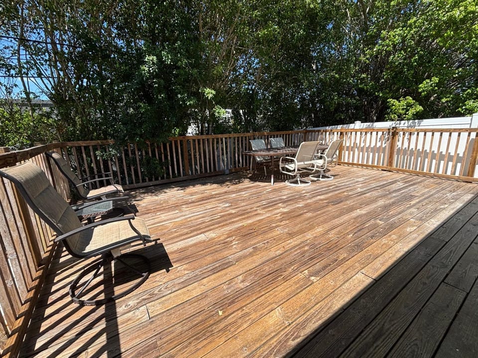 Octopus Perfect Location On Pond 3 Mile To Gulf Beach House in North Naples