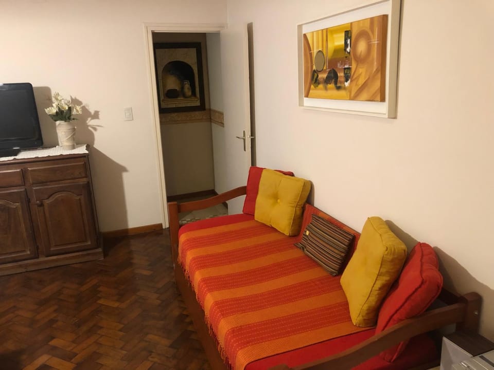 DPTO COMPLETO ZONA PARQUE ESPAÑA Apartment in Rosario