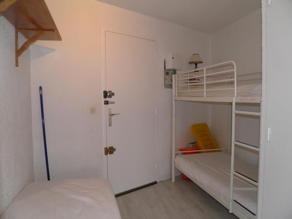 Studio cabine à la plage, parking et animaux acceptés - FR-1-338-552 Cabin in Occitanie