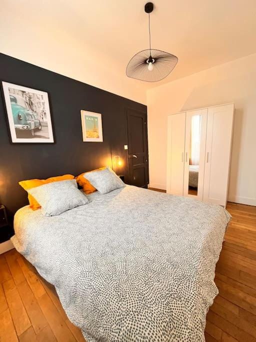 Cosy appartment close to train station, Paris and CDG airport Apartment in Île-de-France