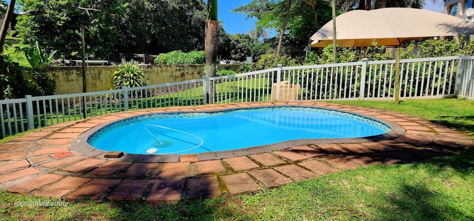 Garden, Swimming pool