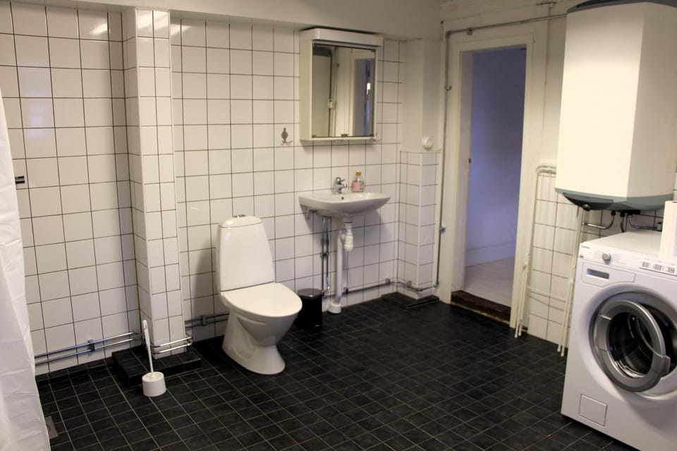Shower, Bathroom, washing machine
