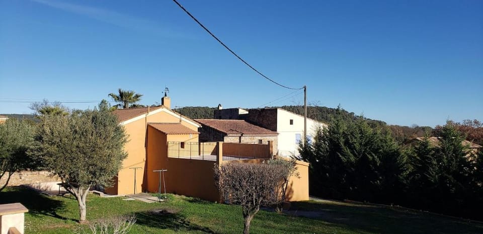 Villa Sainte Roseline -AC, Provençal Garden and BBQ House in French Riviera