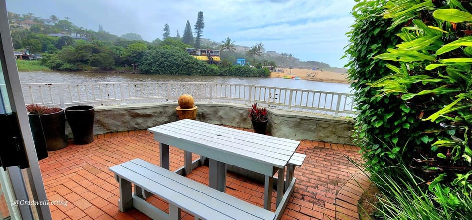 Patio, Beach, Lake view