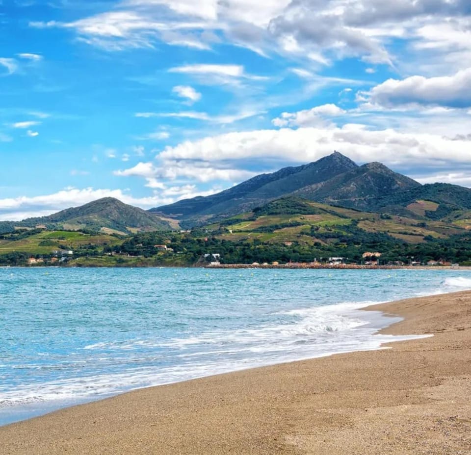 Natural landscape, Beach, Mountain view, Sea view