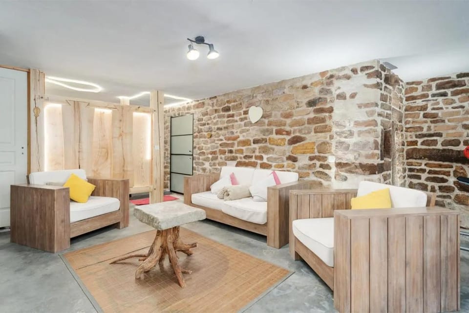 Property building, Living room