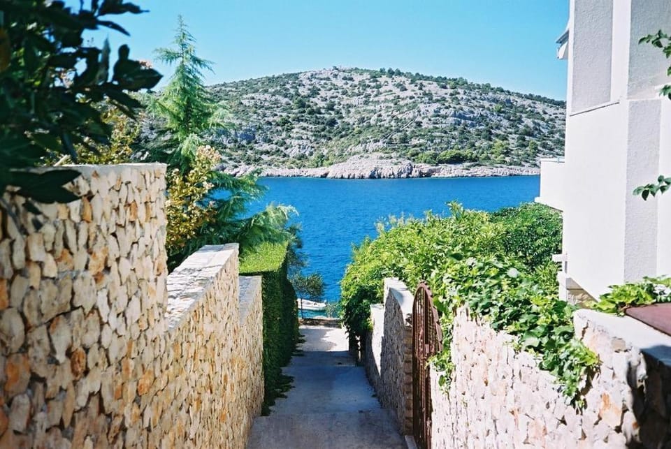 Nearby landmark, Natural landscape, Beach