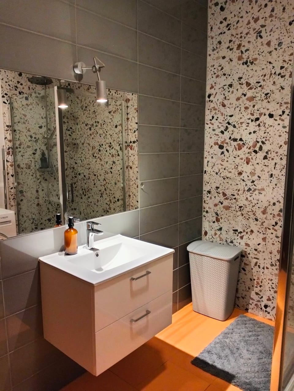 Nowoczesne Apartamenty Stare Miasto Apartment in Poland