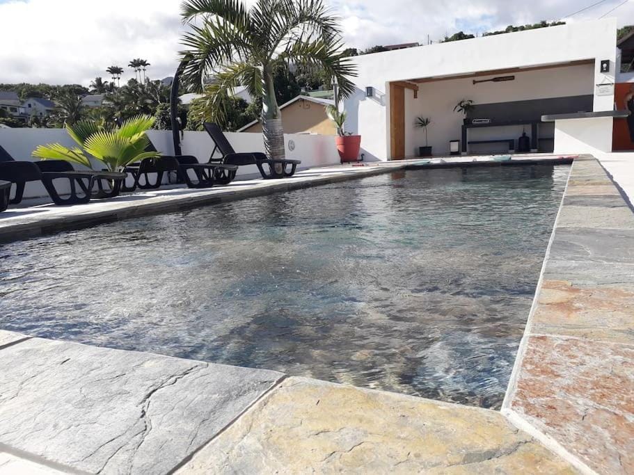 Pool view, Swimming pool, sunbed