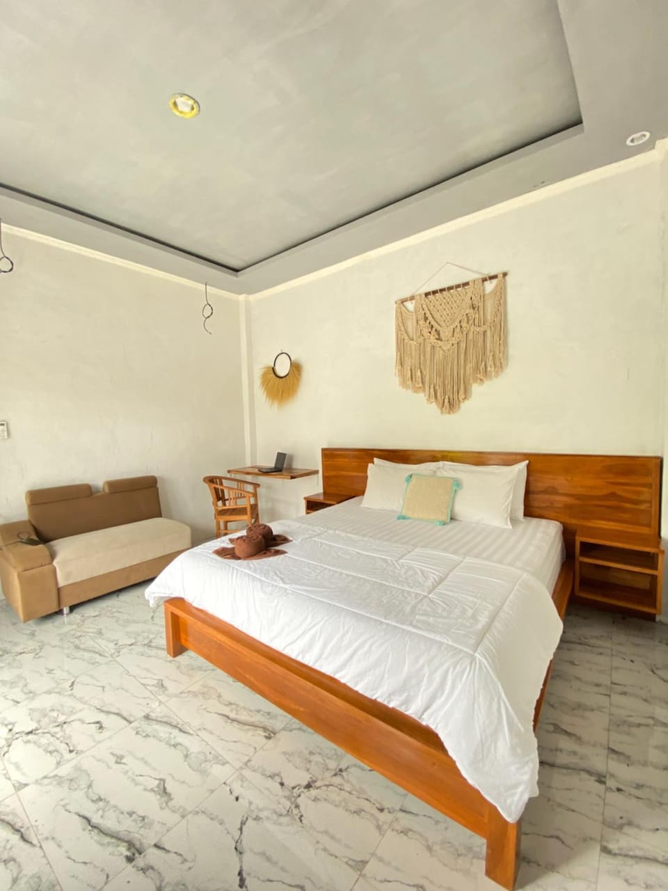 Sumbul View Surfcamp Bed and Breakfast in Bali
