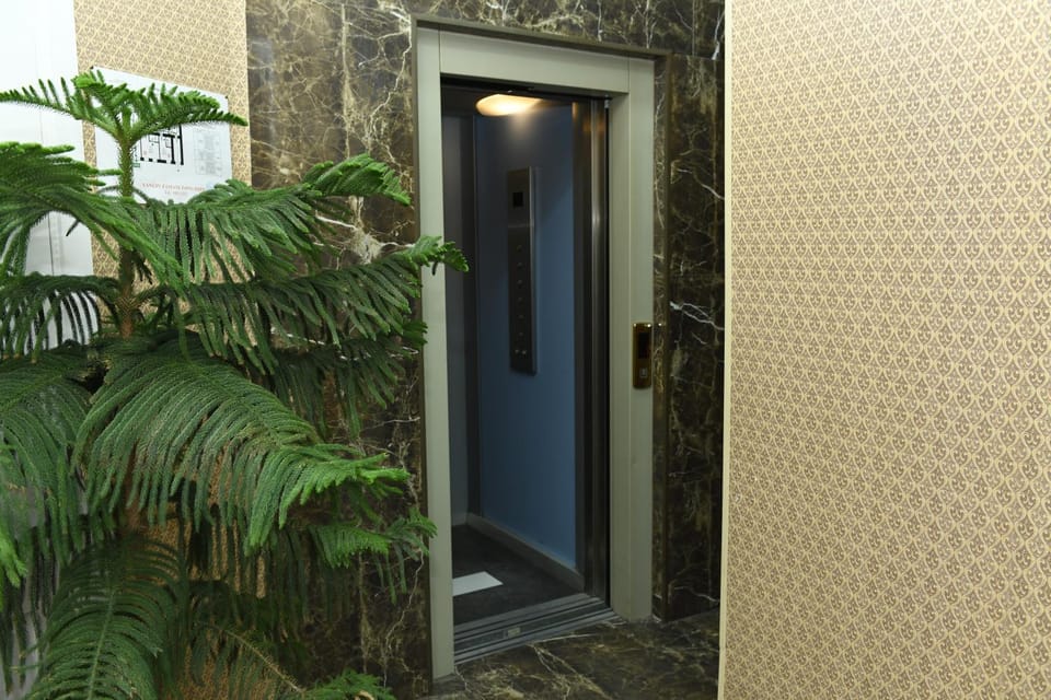 elevator