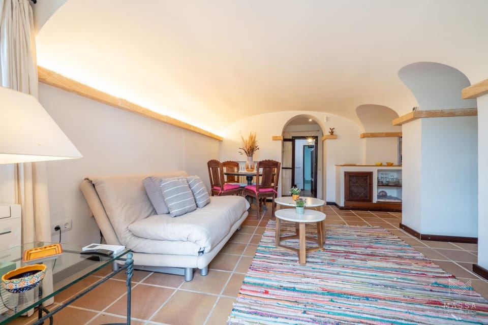 TV and multimedia, View (from property/room), Balcony/Terrace, Living room, Lounge or bar, Dining area, Garden view, Inner courtyard view, heating, air conditioner