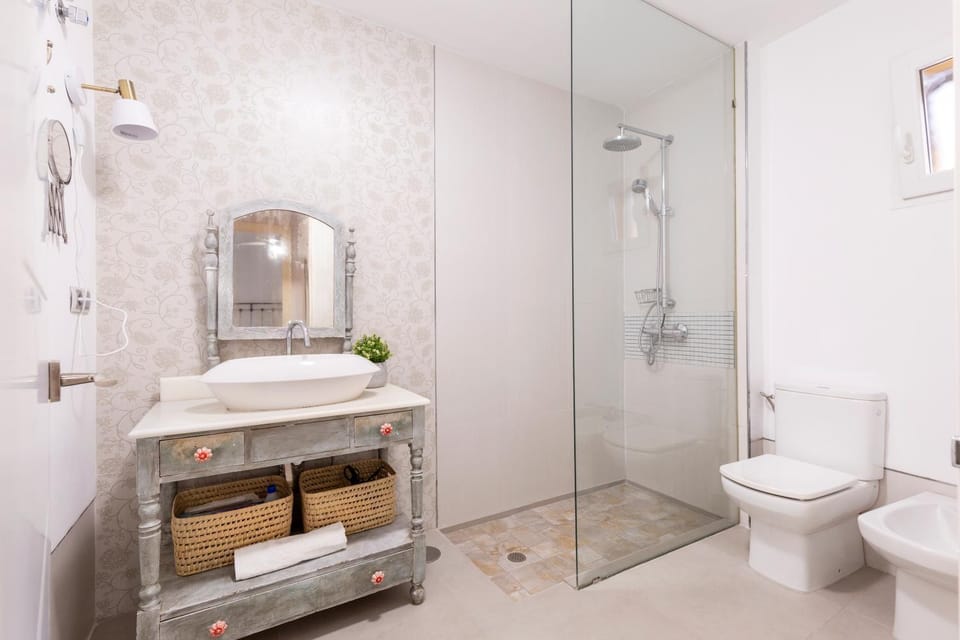 Shower, Bathroom