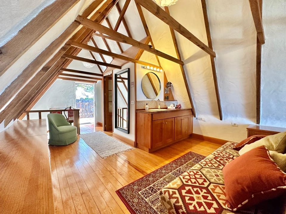 Bathroom, Bedroom