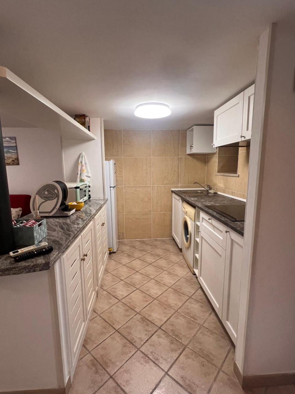 Kitchen or kitchenette, oven, stove