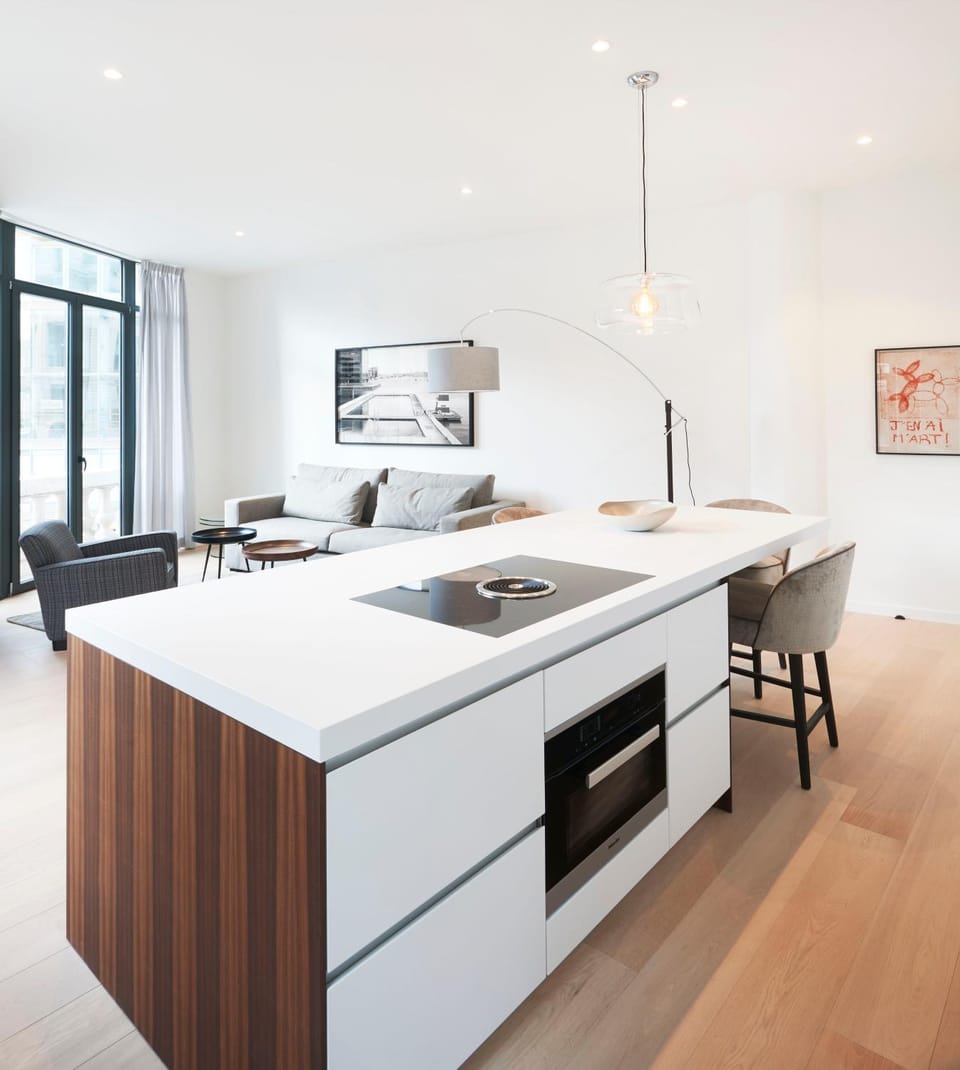 Kitchen or kitchenette, Living room, stove