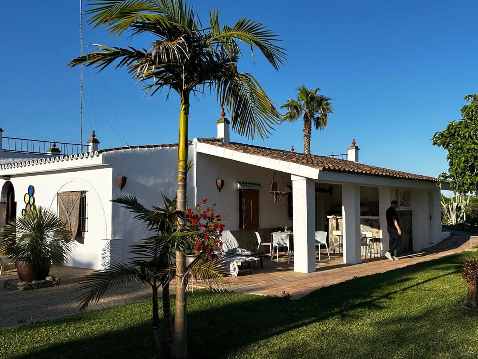 Property building, Balcony/Terrace, Garden view, sunbed