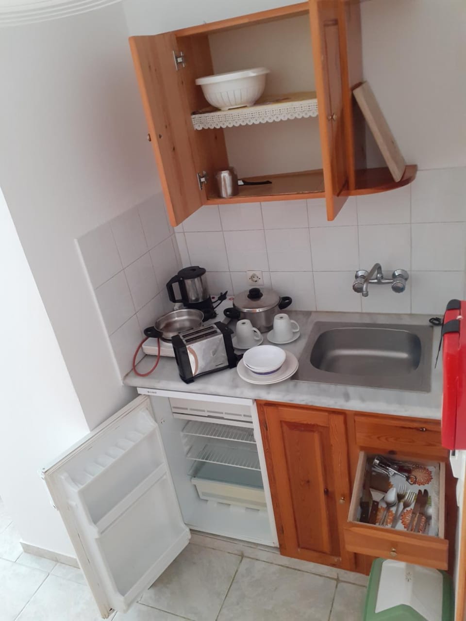 Coffee/tea facilities, Kitchen or kitchenette