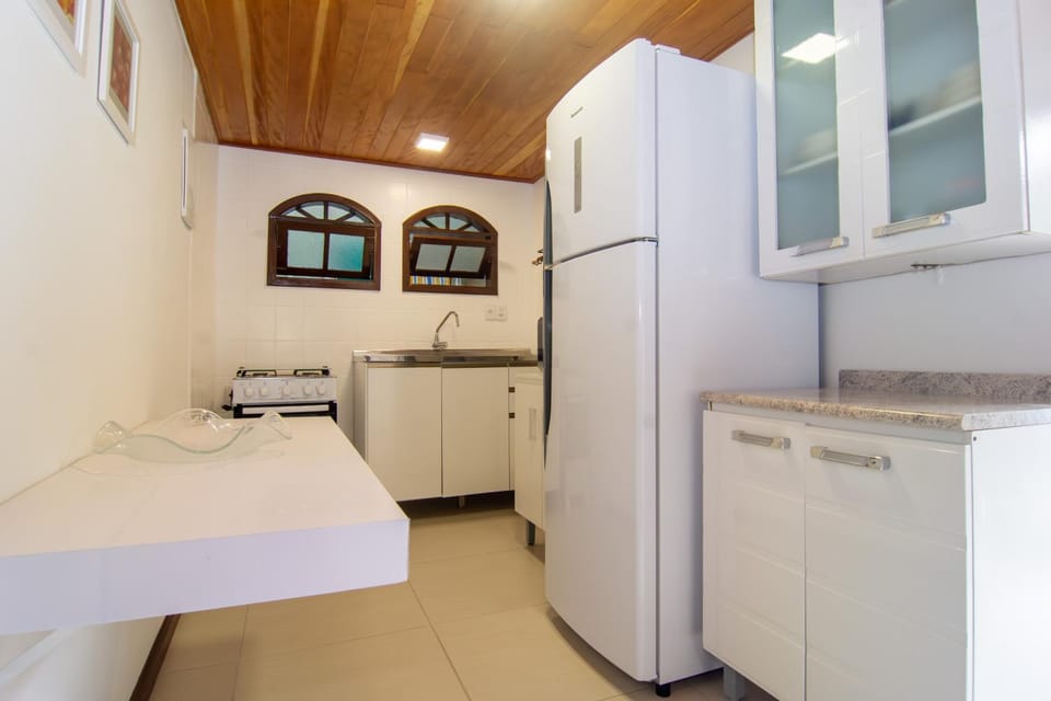 Casa Praiana poucos passos do Mar, Santinho AB9757 Villa in Florianopolis