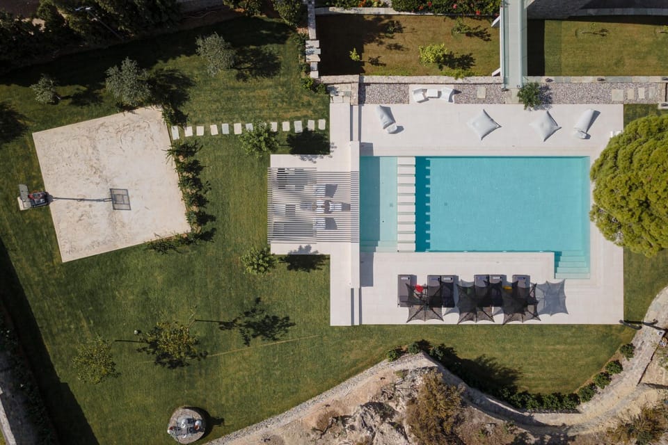 Day, Bird's eye view, Swimming pool, sunbed
