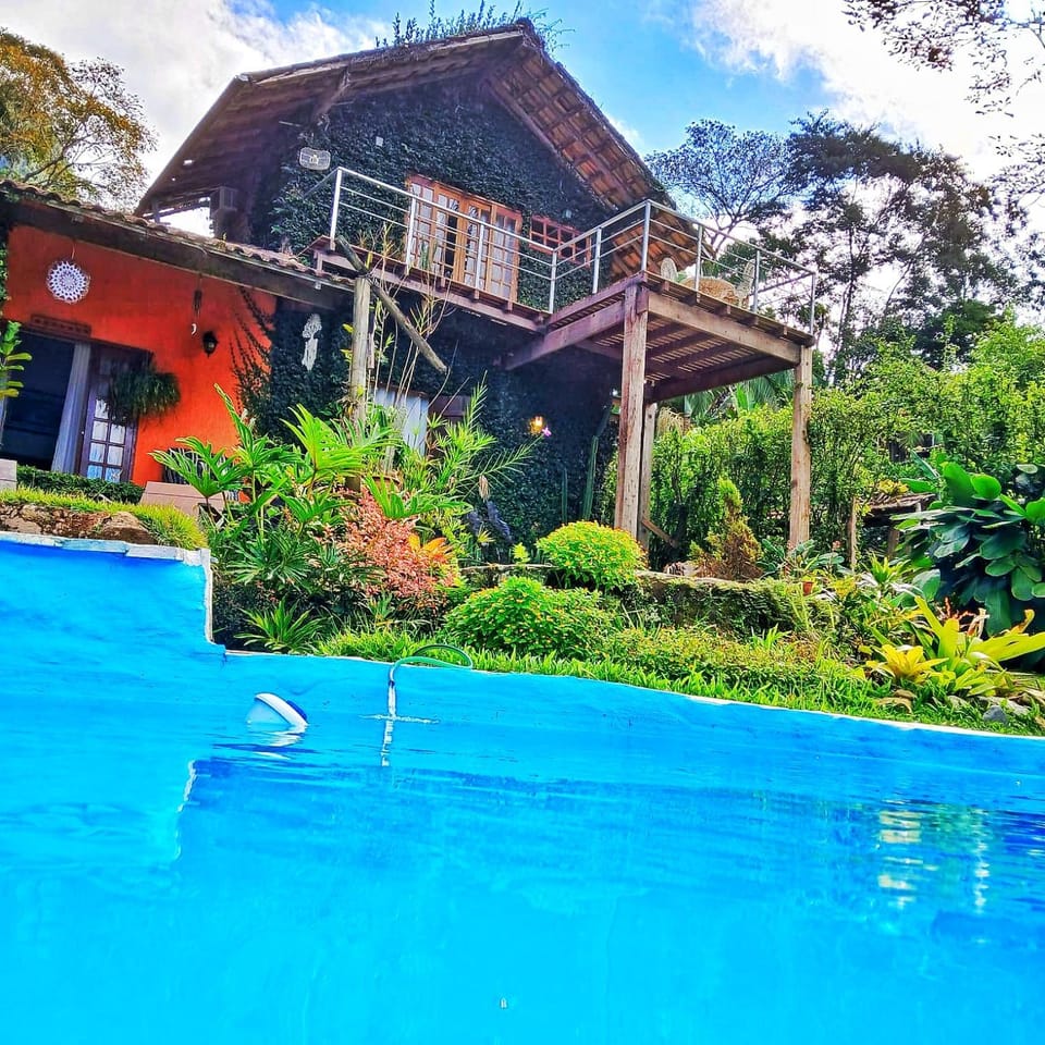 Property building, Garden view, Pool view, Swimming pool