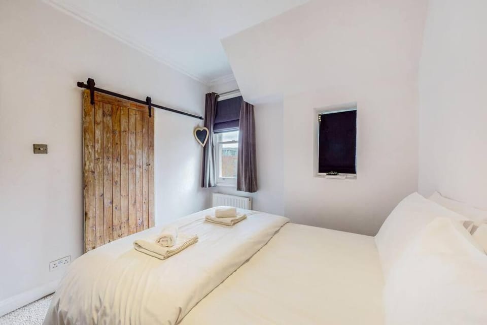 Modern 1BD flat in Clapham Old Town Apartment in London