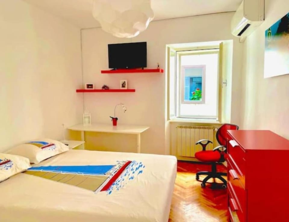 Bed, Bedroom, Area and facilities, Area and facilities, internet, air conditioner