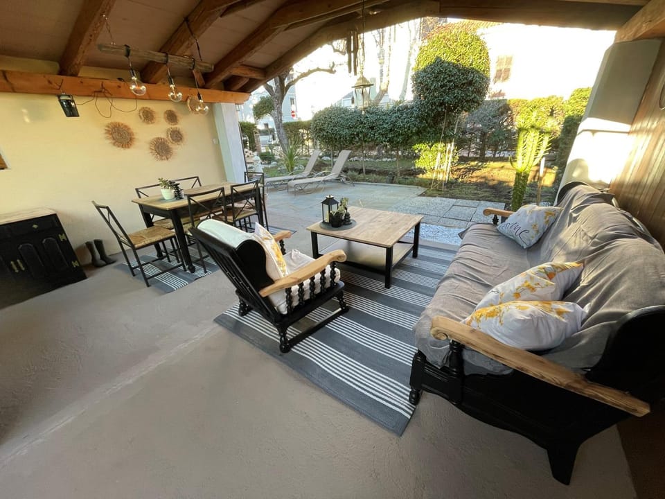 Patio, Garden, Balcony/Terrace
