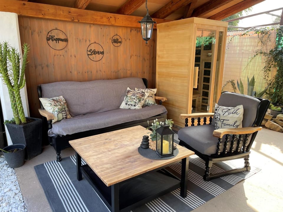 Sauna, Balcony/Terrace