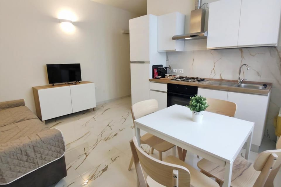 TV and multimedia, Kitchen or kitchenette, Living room, Seating area, Dining area, pet friendly, stove