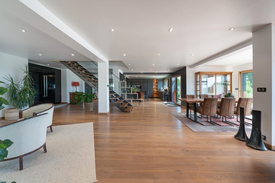Property building, Living room