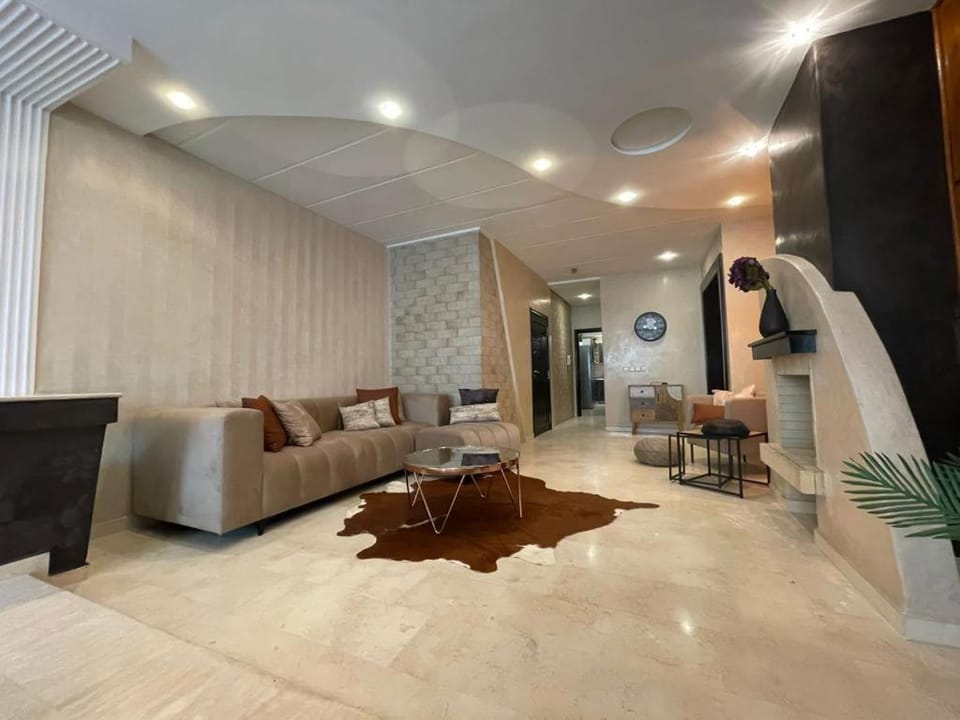Un bijou d'élégance au coeur du quartier Racine de Casablanca Apartment in Casablanca