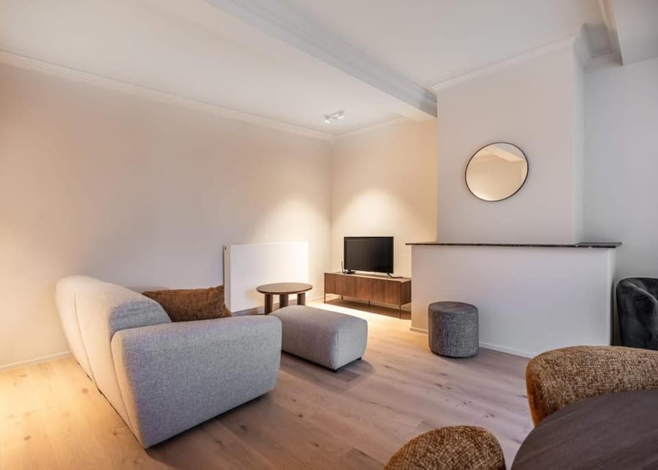 Bright apartment with terrace in heart of Ghent Apartment in Ghent